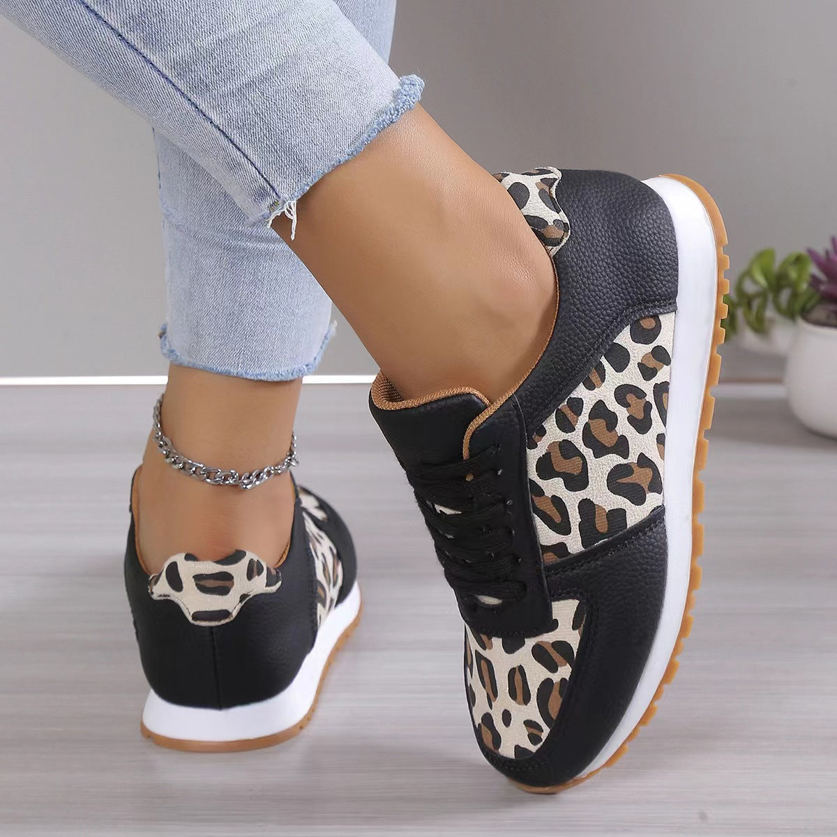 Fashoin Leopard Print Lace-up Sports Shoes For Women Sneakers Casual Running Walking Flat Shoes